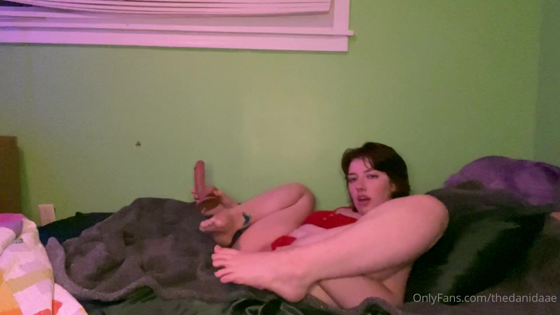 Dani Daae Wants A Dildo In Her Pussy
