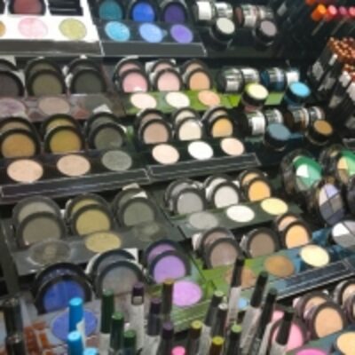 resources of Branded Eyeshadow Pallets exporters