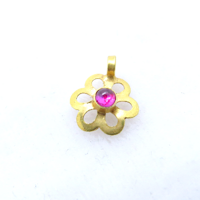 resources of Gorgeous Flower shape 18k solid gold charm exporters