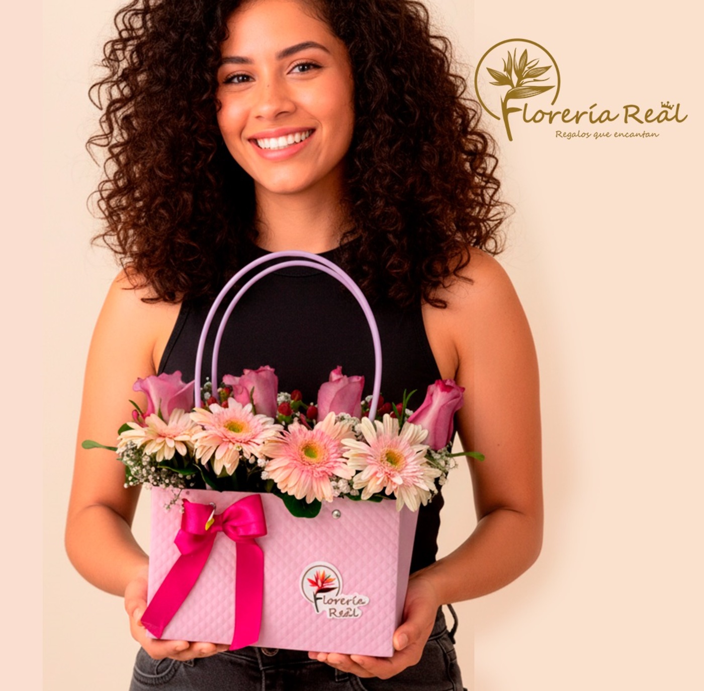 ROSA LILIA Y GERBERAS