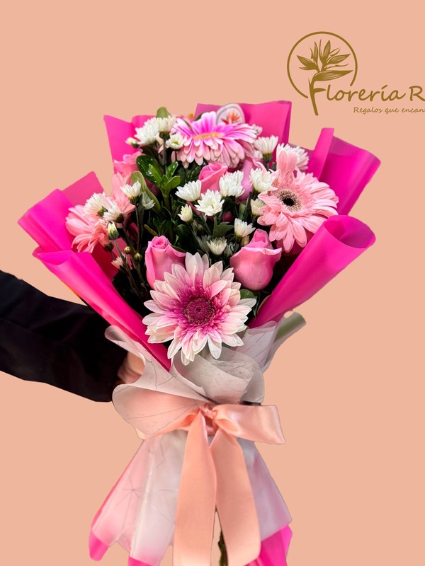 RAMO DE GERBERAS Y ROSAS