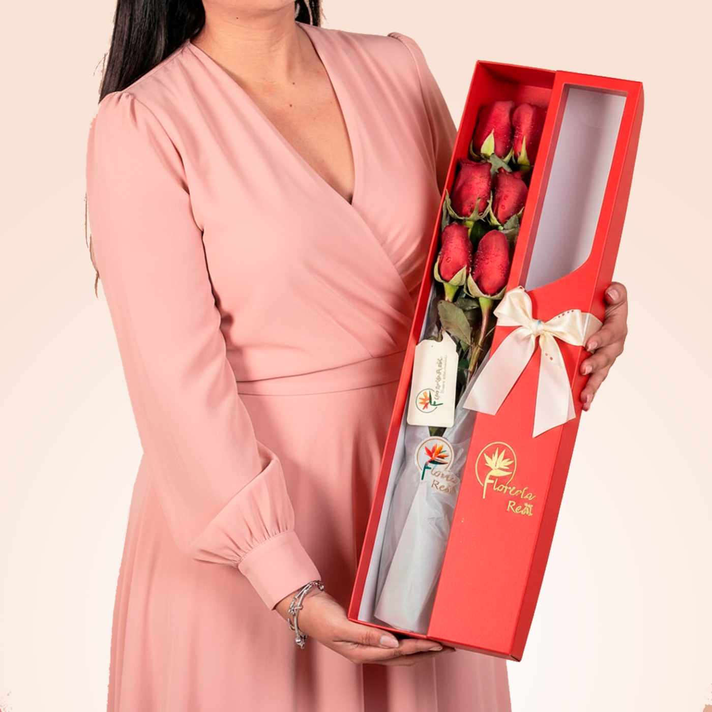 CAJA DE 6 ROSAS