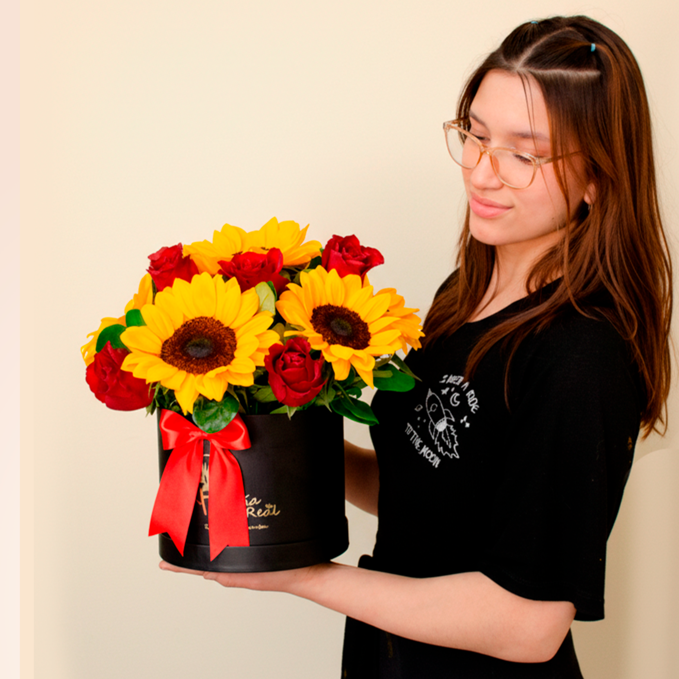 BOX DE ROSAS & GIRASOLES