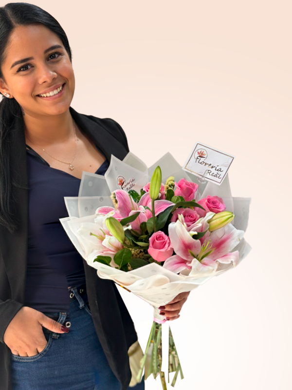 RAMO ROSADOS Y LILIUM