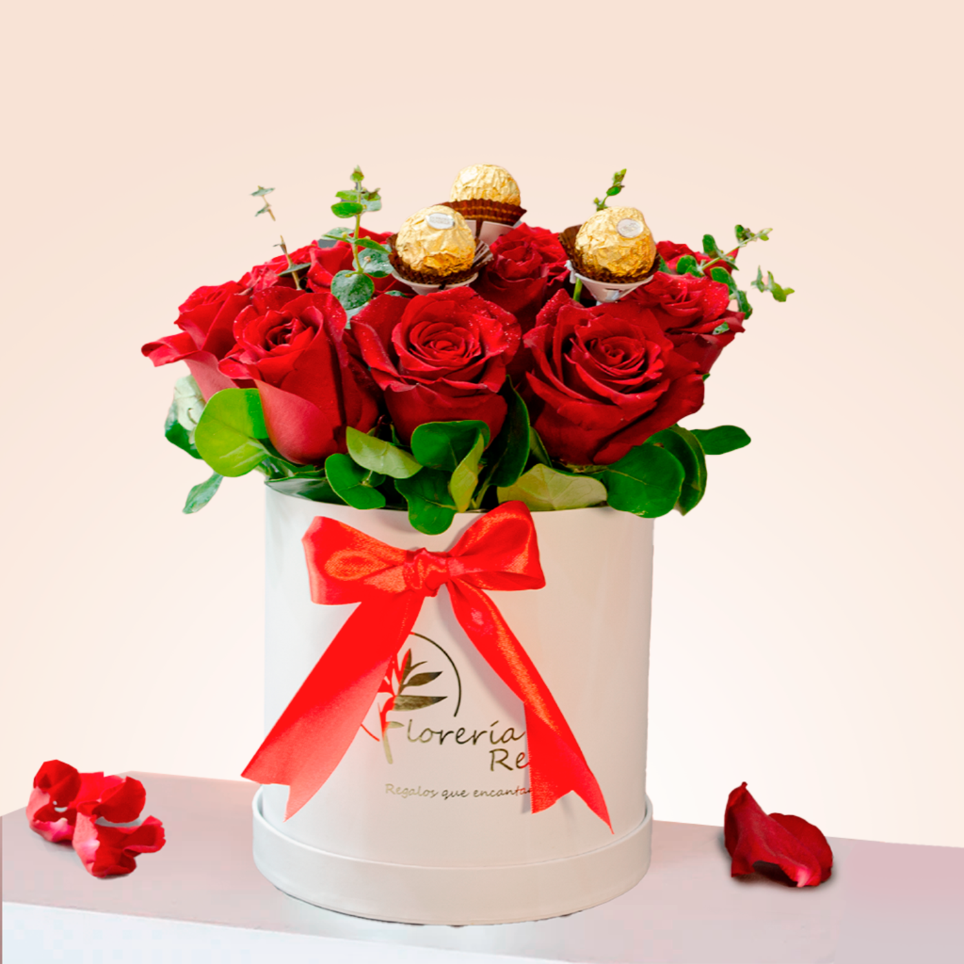 BOX DE ROSAS ROJAS CON BOMBONES
