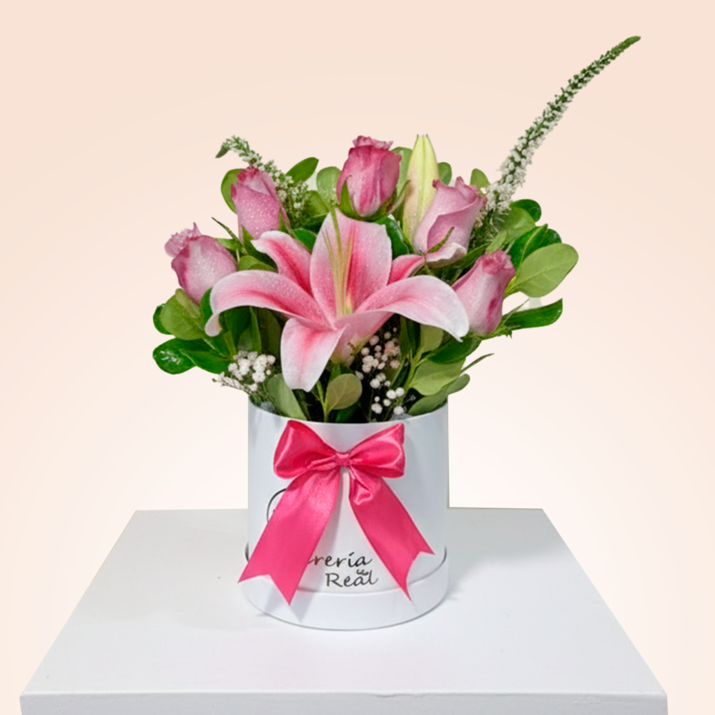 ROSAS Y LILIUM EN BOХ
