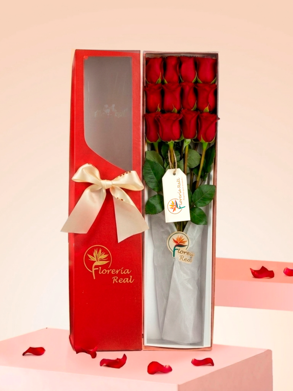 CAJA DE 12 ROSAS