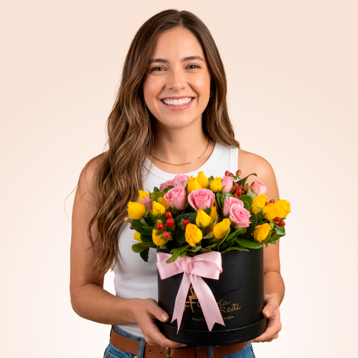 FLORES DIA DE LA MADRE - Box Negro de Rosas Amarillas y Rosadas