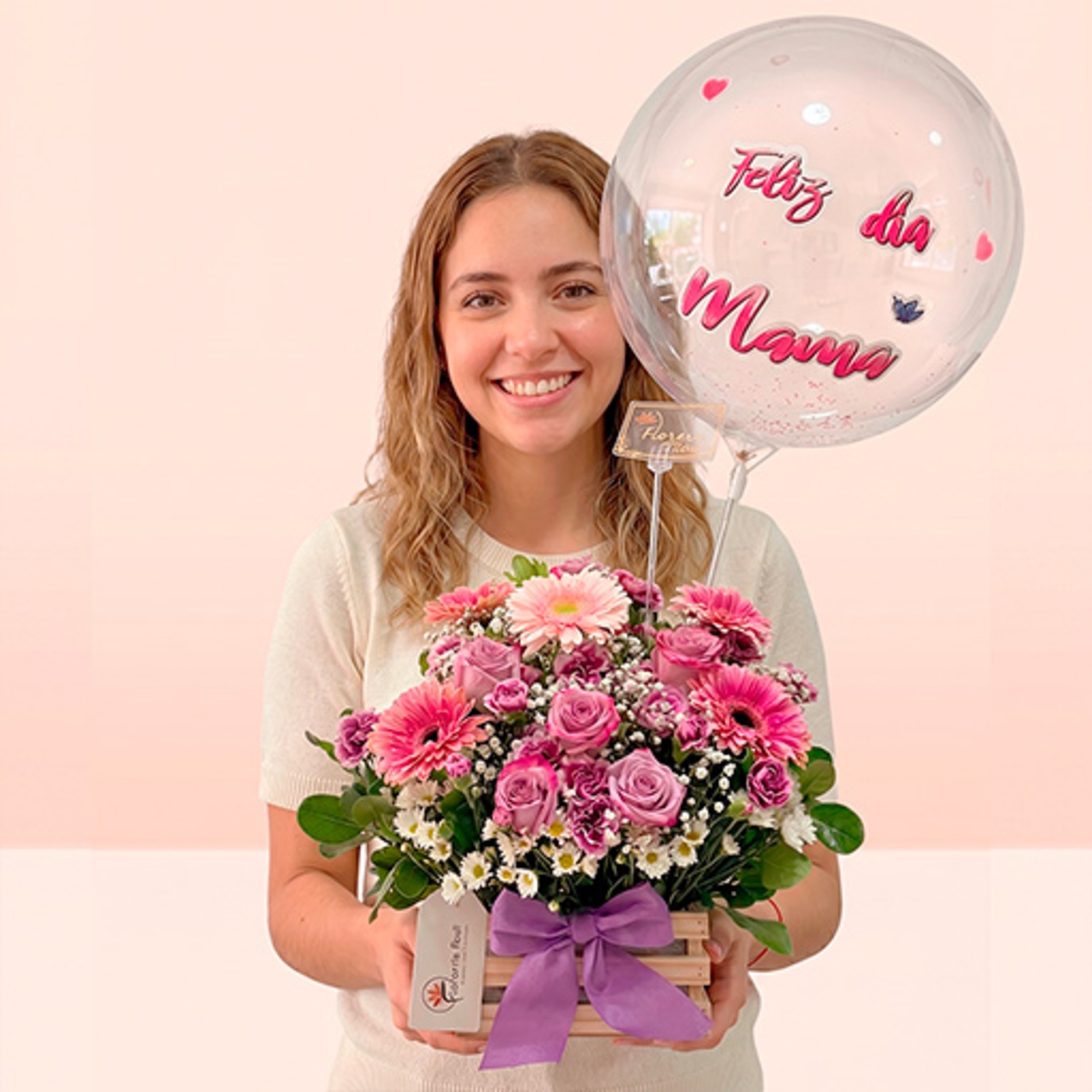 Canasta de rosas con globo del dia de la madre "Feliz Día de la Madre"