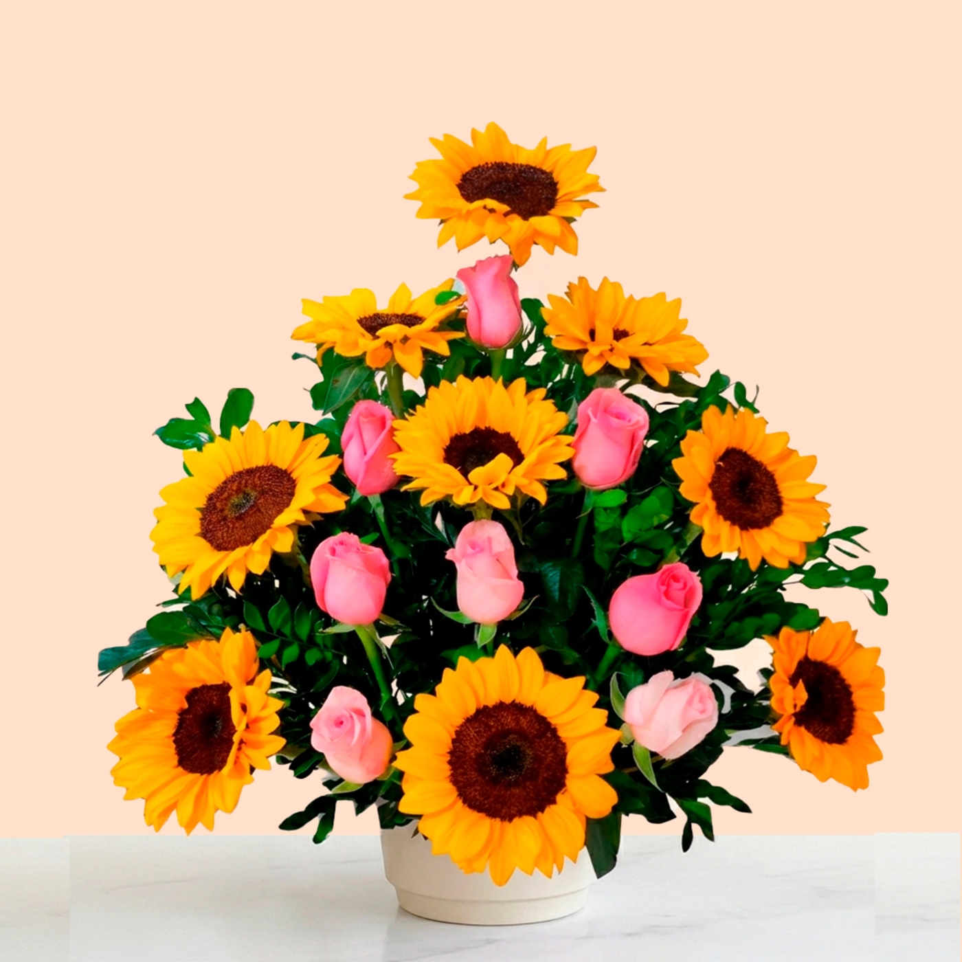 Arreglo de 9 Girasoles y 8 Rosas Rojas – Envío de Flores a Domicilio en Arequipa