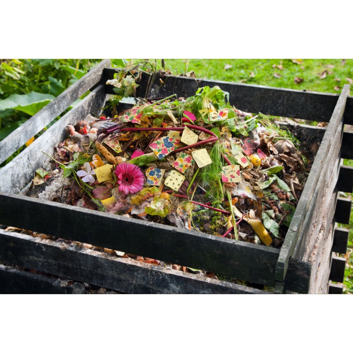 Beeswax Wraps and Compost – Where to Put Them When They’re Worn Out?