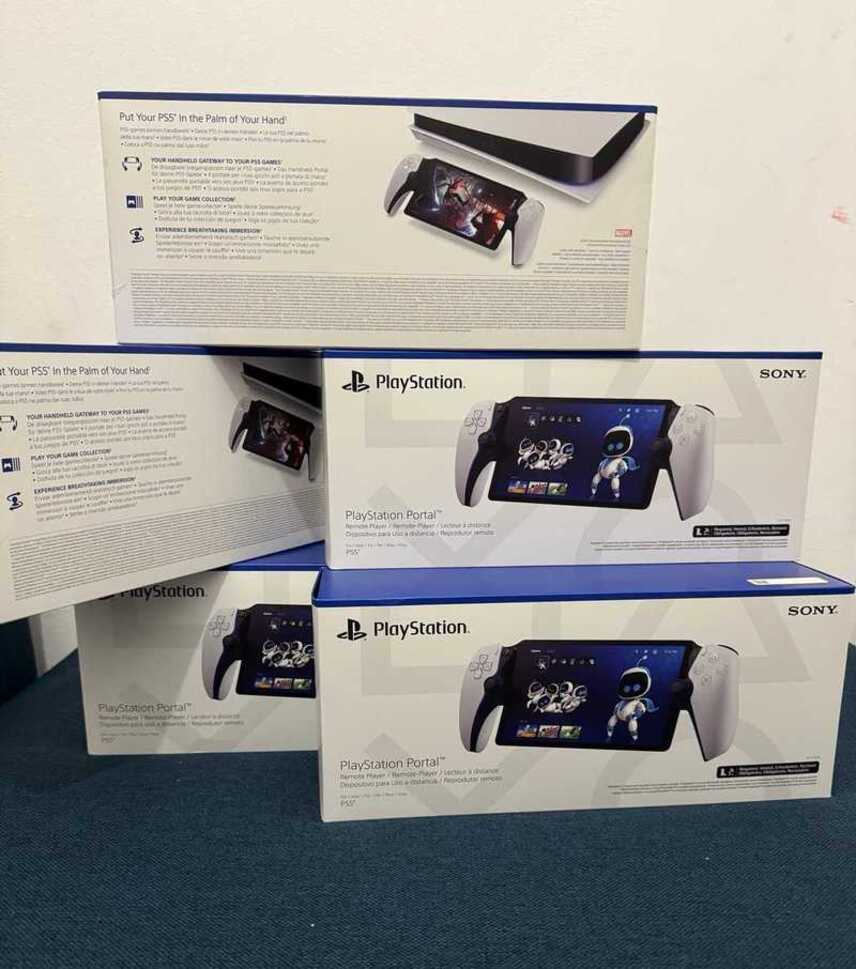 PlayStation Portal Remote Player Controller